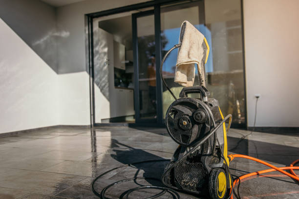 Best Driveway Pressure Washing  in Madison, OH